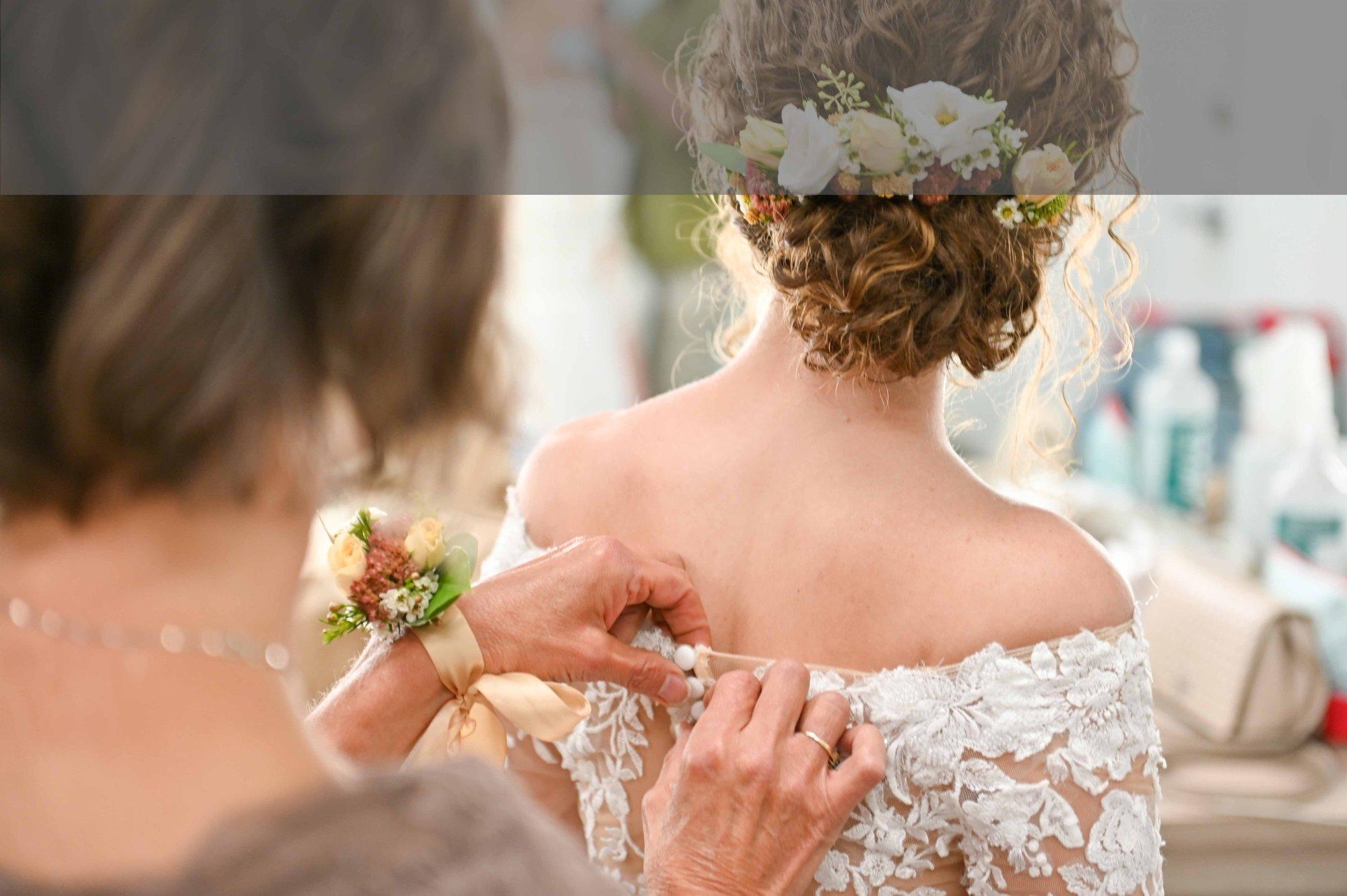 carousel-hero-element image-0